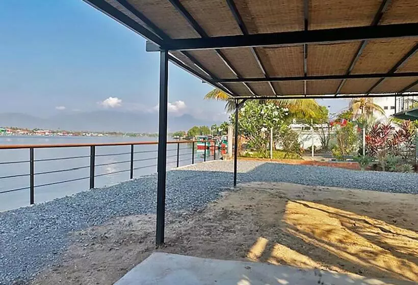 هتل Garden Riverside