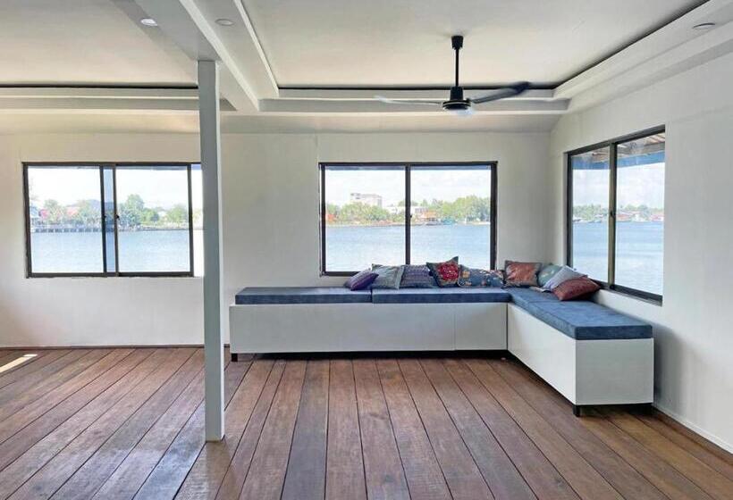 هتل Garden Riverside