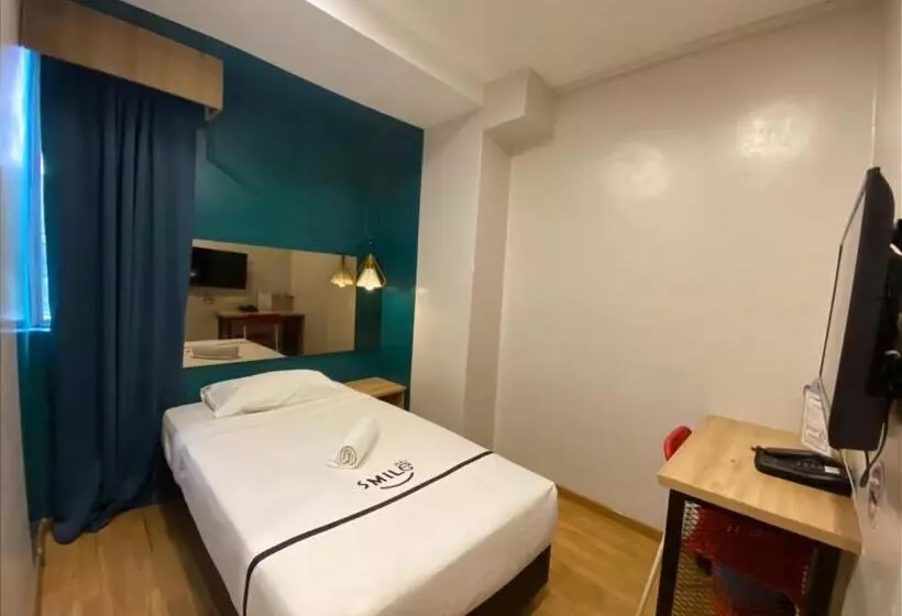 Smile Hotel Selayang Point