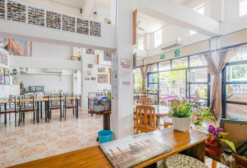 Общежитие Bann One Love