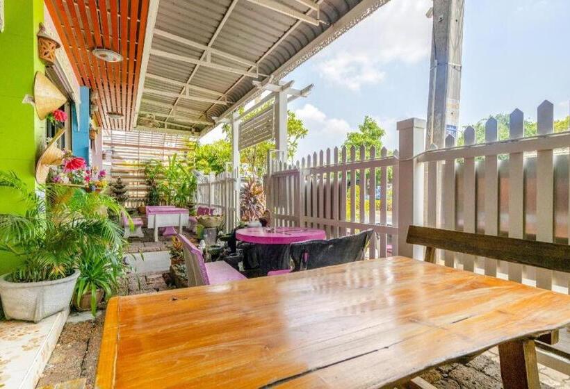 Общежитие Bann One Love