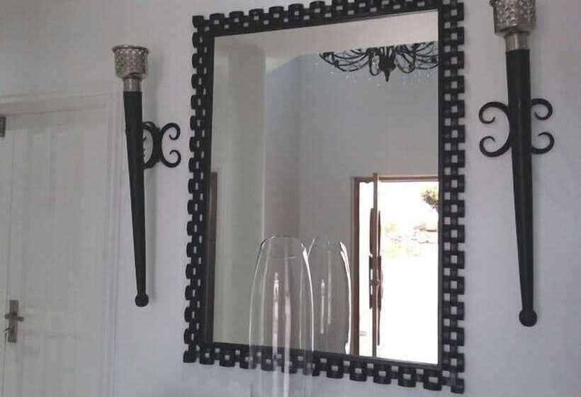 مبيت وإفطار 34 On Milkwood