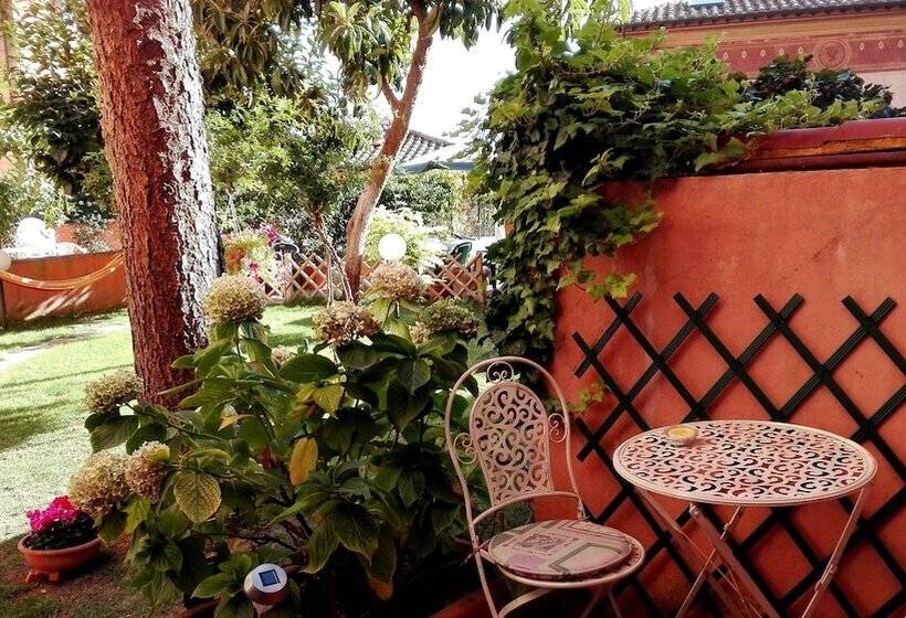 تختخواب و صبحانه Al Giardino Di Alice