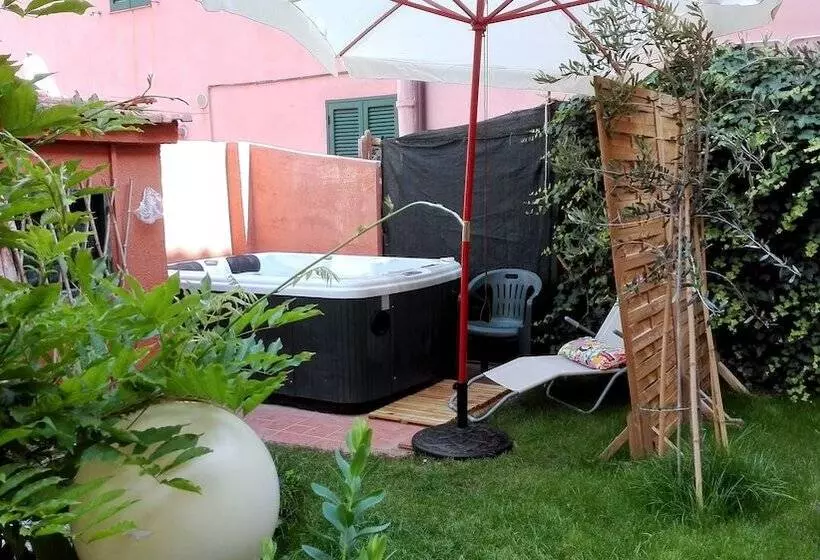 تختخواب و صبحانه Al Giardino Di Alice
