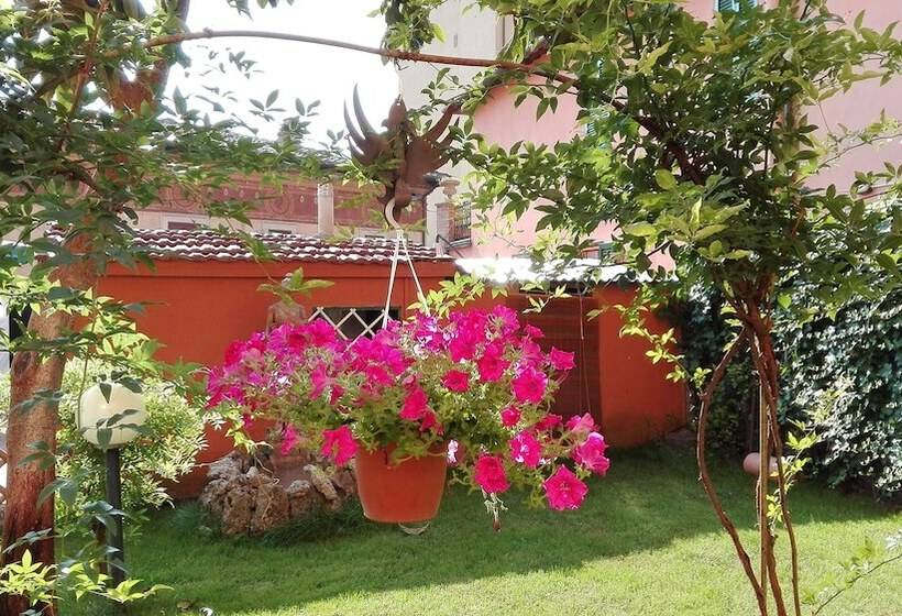 تختخواب و صبحانه Al Giardino Di Alice