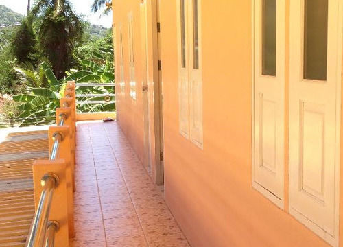 Отель Amonrada House