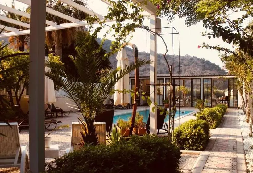 هتل Arp Dalyan