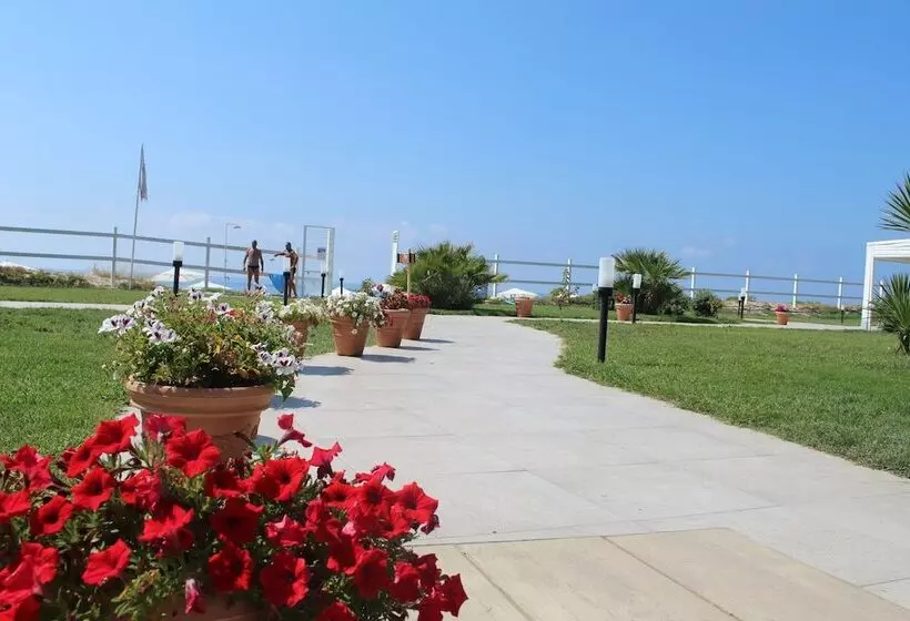 هتل Bv Kalafiorita Resort