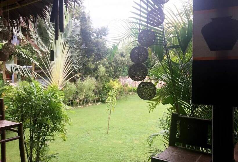 Отель Chill Out Guesthouse