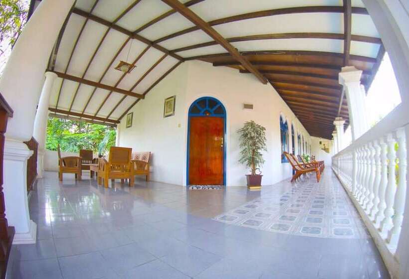 호텔 Mother's Place Nimala