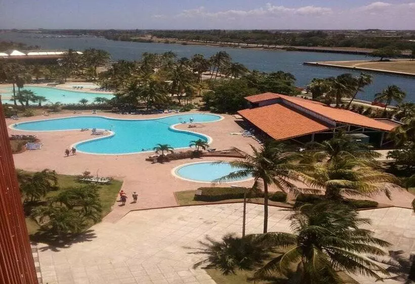 ホテル Puntarena Playa Caleta