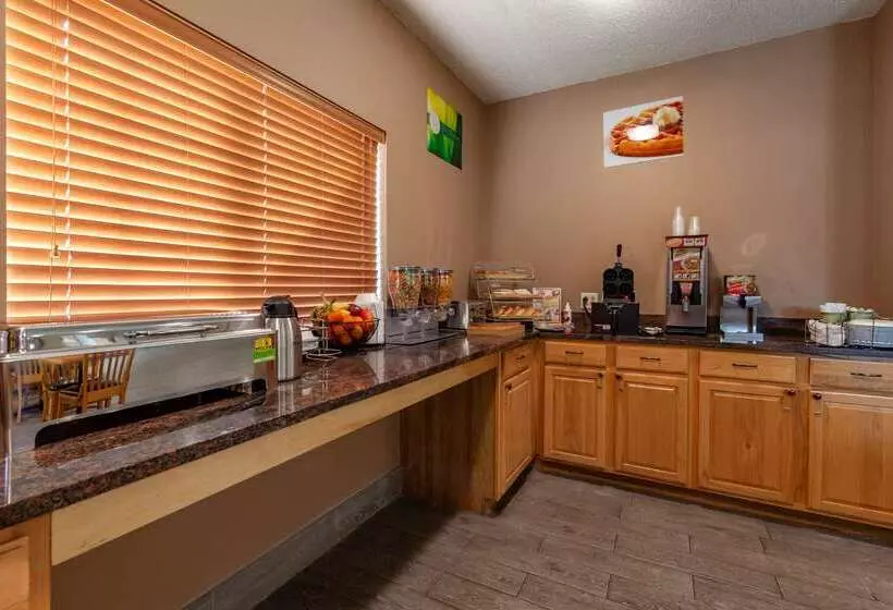 Hotelli Quality Inn