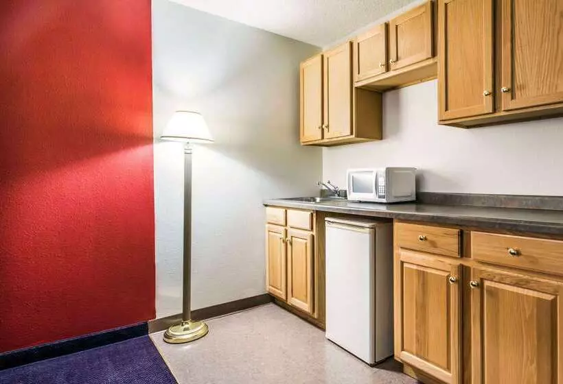 Hotelli Quality Inn