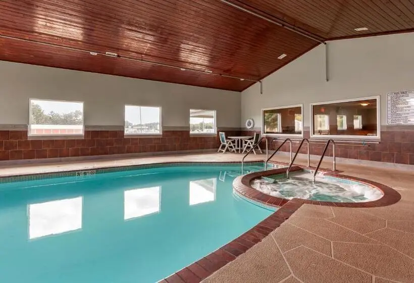 Hotelli Quality Inn Redgranite