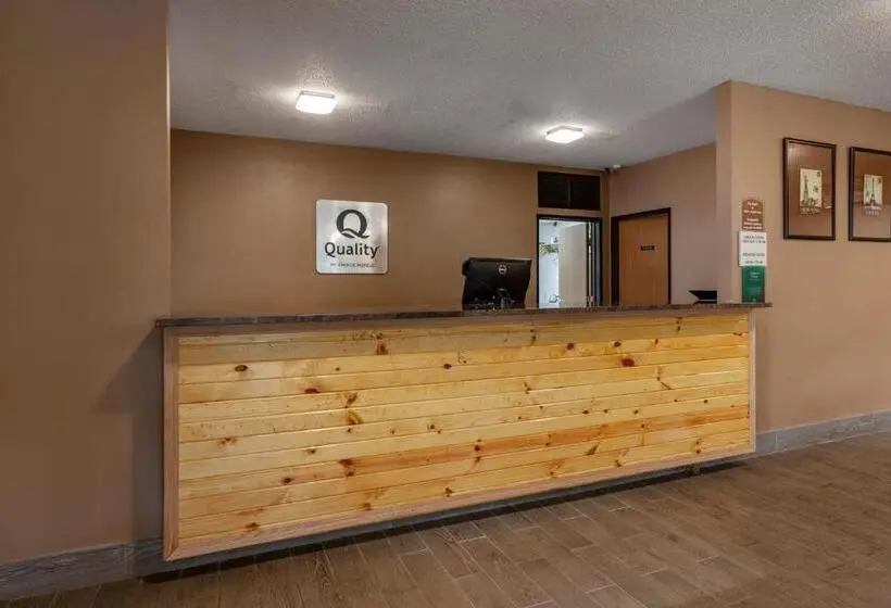 Hotelli Quality Inn Redgranite
