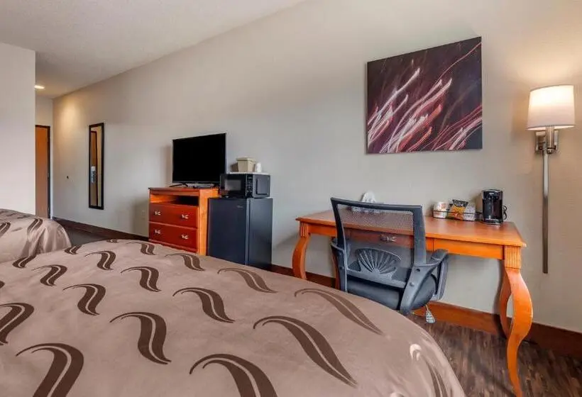 Hotelli Quality Inn Redgranite