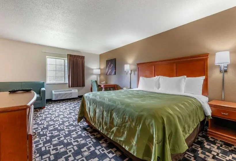 Hotelli Quality Inn Redgranite