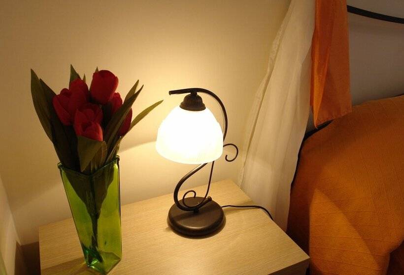 هتل Rossocorallo B&b