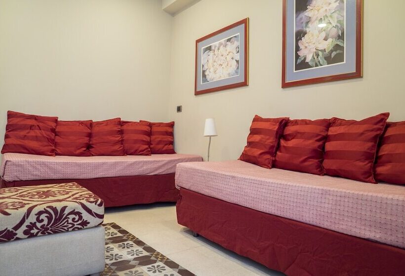 هتل Rossocorallo B&b