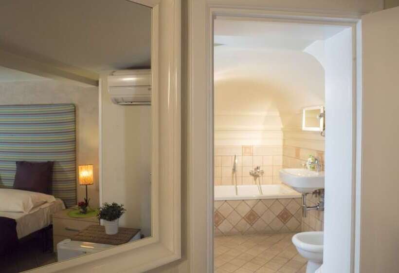 هتل Rossocorallo B&b