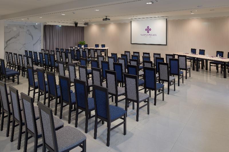 בית מלון כפרי Salona Palace