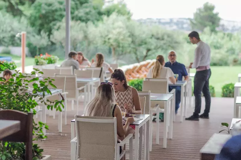 Hotel Salona Palace