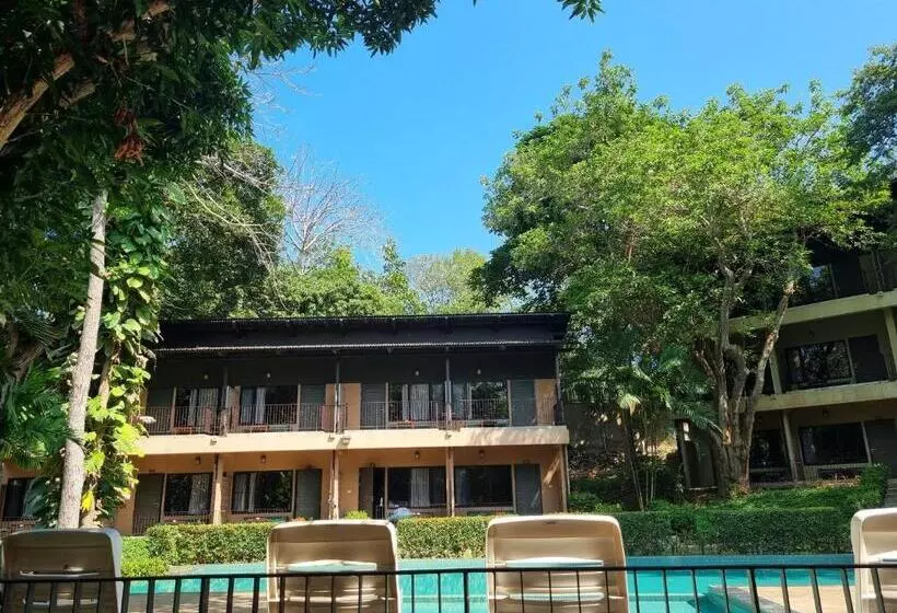 ホテル Samed Hideaway Resort