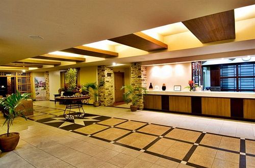 Hotel Subic Holiday Villas