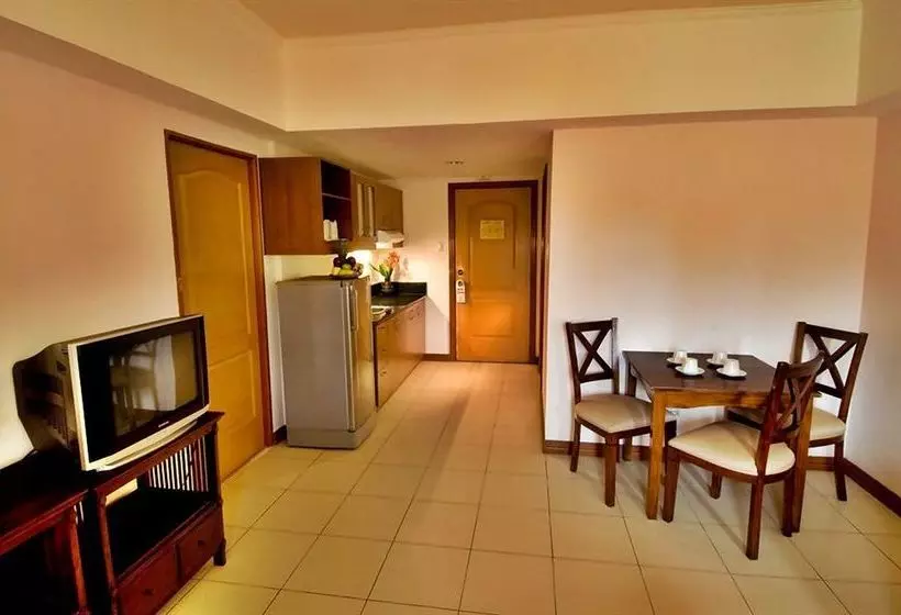 Hotelli Subic Holiday Villas