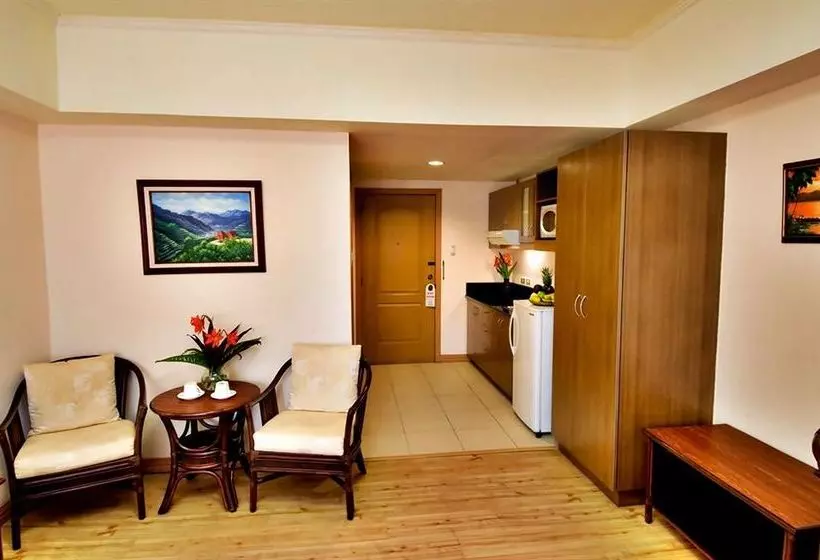 Hotelli Subic Holiday Villas