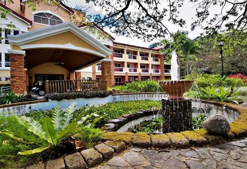Hotelli Subic Holiday Villas