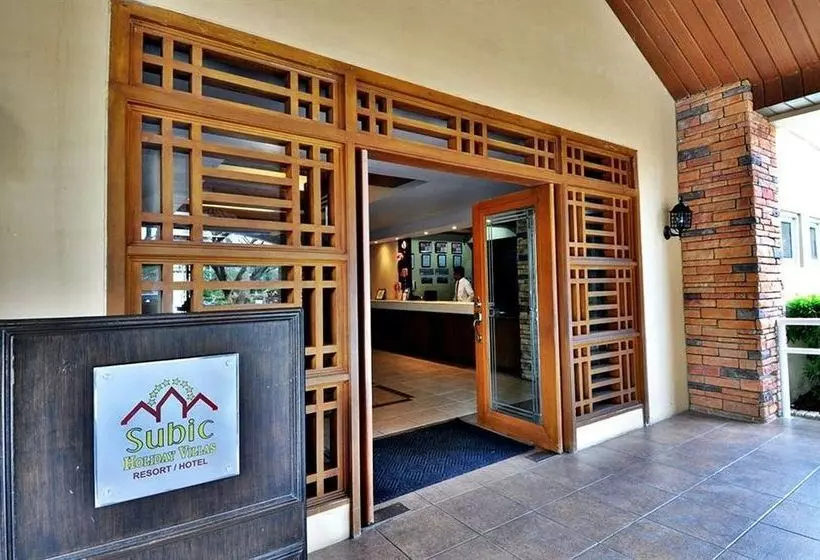 Hotelli Subic Holiday Villas