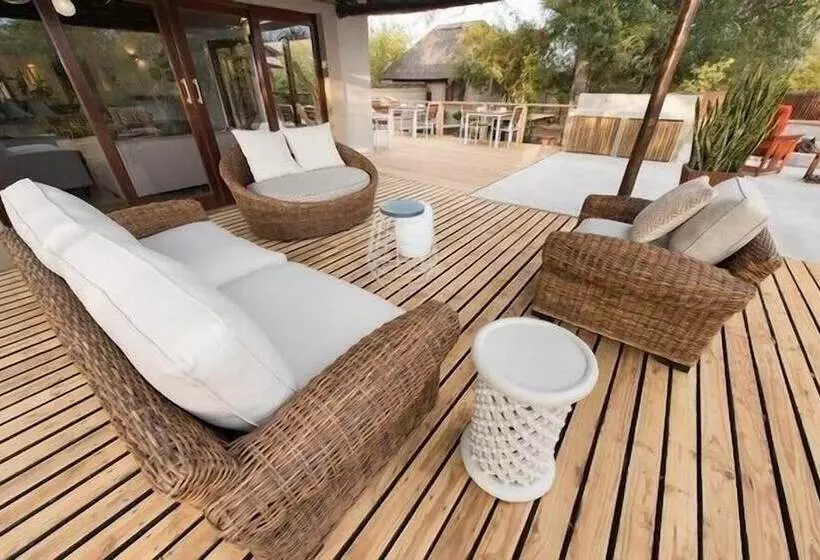 Hotelli Unembeza Boutique Lodge & Spa