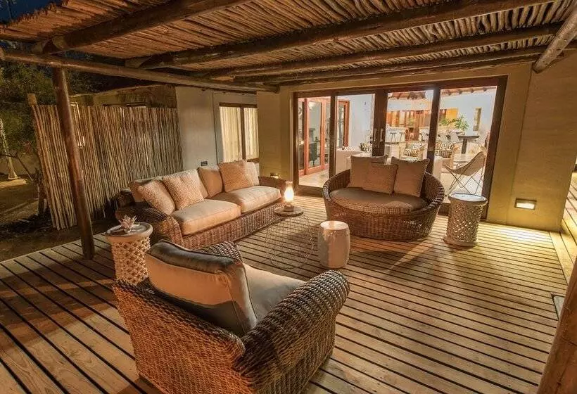Hotelli Unembeza Boutique Lodge & Spa