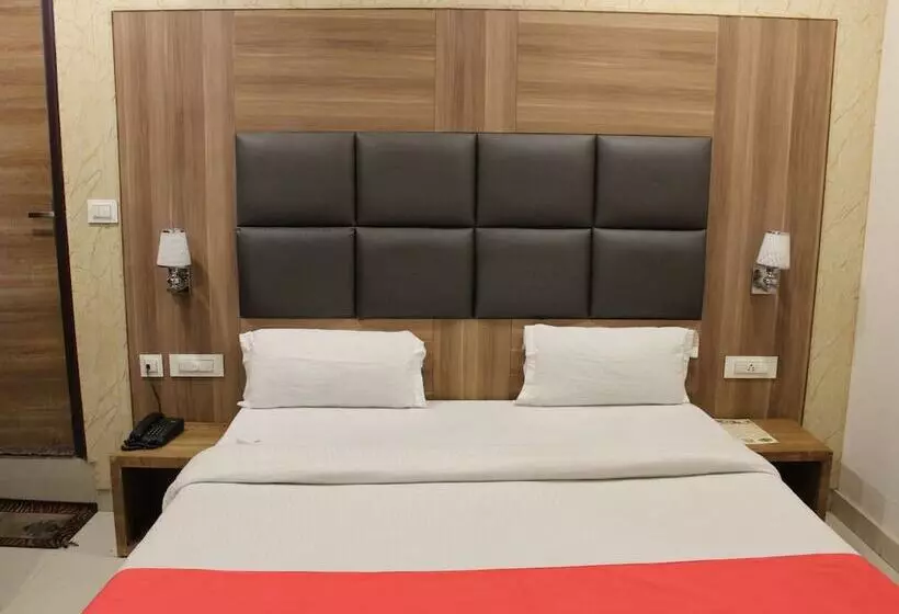 Hotel Waves