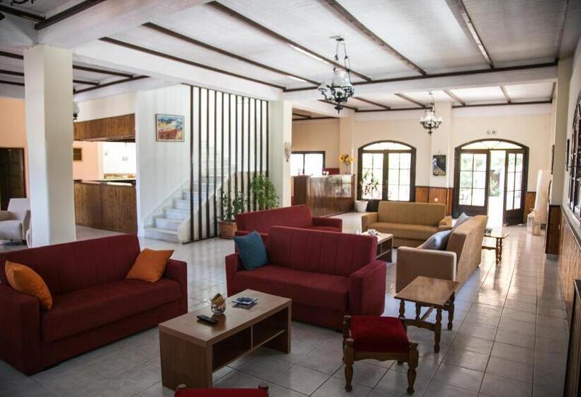 Kefalonia Beach Hotel & Bungalows