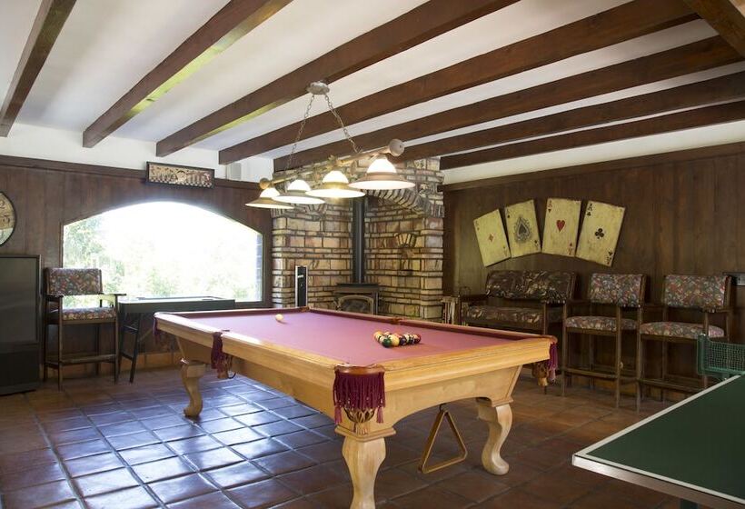 פנסיון Vineyard Hacienda