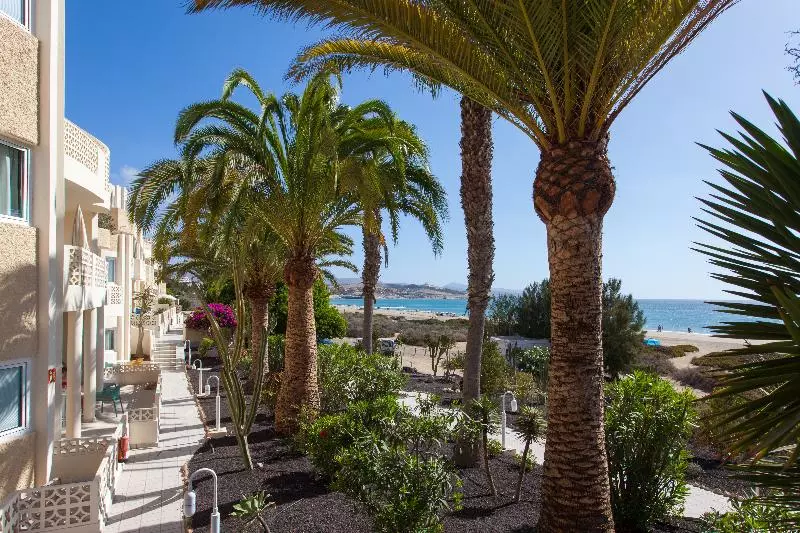 R2 Maryvent Beach Apartments