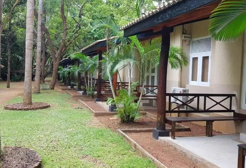 ユースホステル Sigiriya