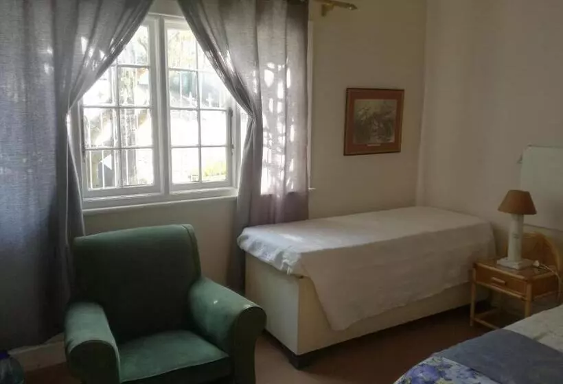 Aamiaismajoitus (B&B) Valley Guest House