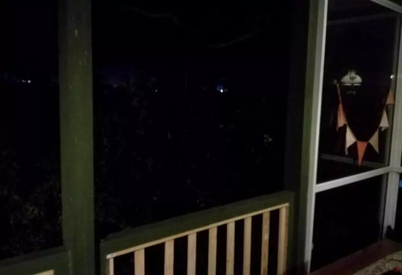 Aamiaismajoitus (B&B) Valley Guest House