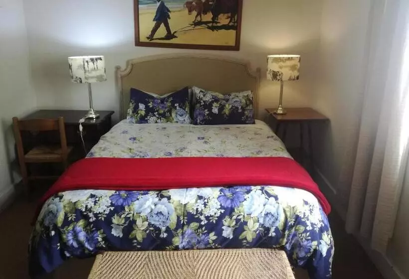 Aamiaismajoitus (B&B) Valley Guest House