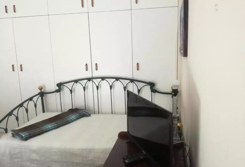 Aamiaismajoitus (B&B) Valley Guest House