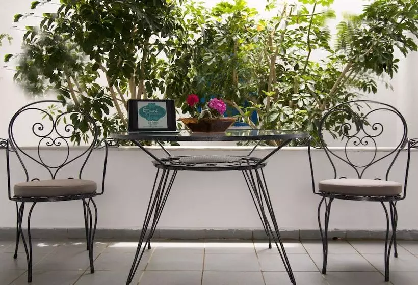 Erato Apartments