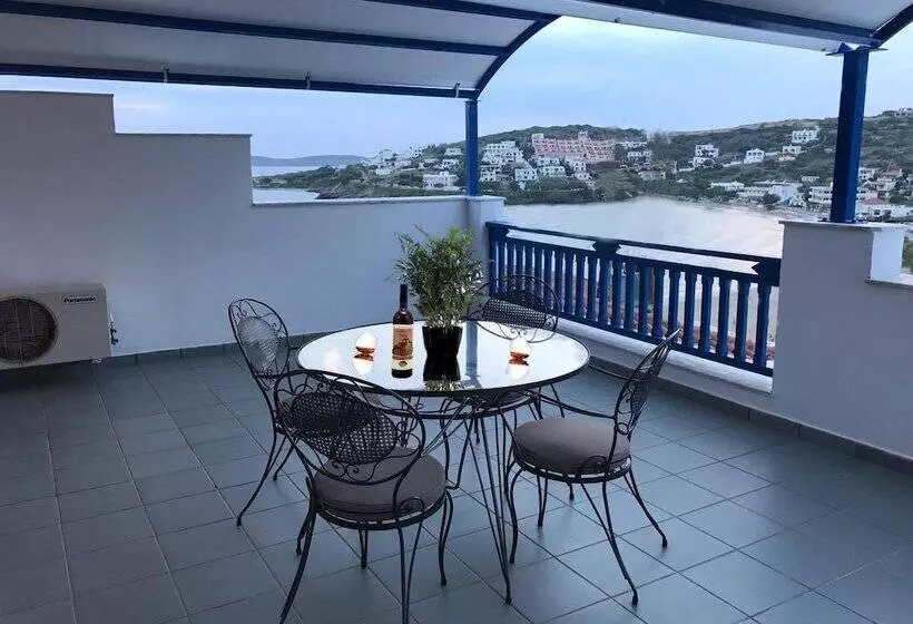 Erato Apartments