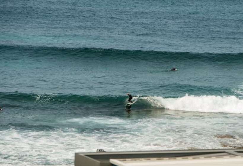 בית מלון כפרי Alloggio Newcastle Beach