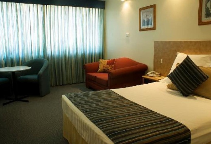 בית מלון כפרי Alloggio Newcastle Beach