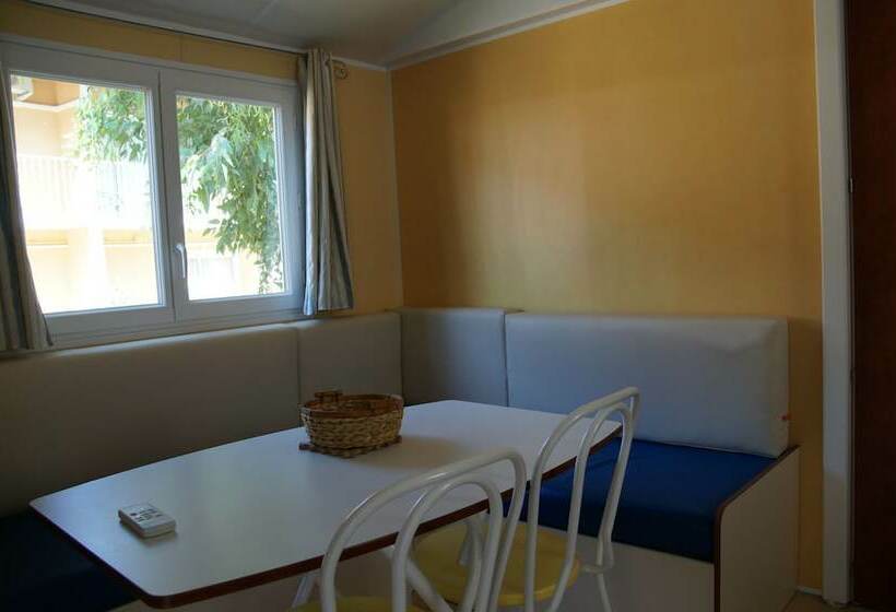 هتل Camping International