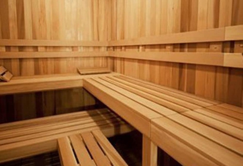 فندق Crest On Barkly Serviced Apartments