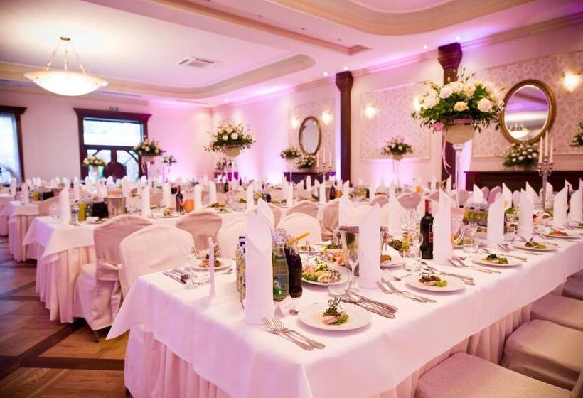 בית מלון כפרי Willa Zagórze